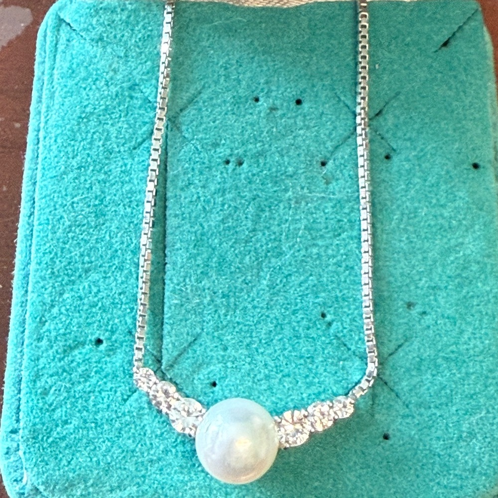 MIKIMOTO SEA MAGIC PEARL WHITE SAPPHIRE NECKLACE STERLING SILVER BL WOW 18”